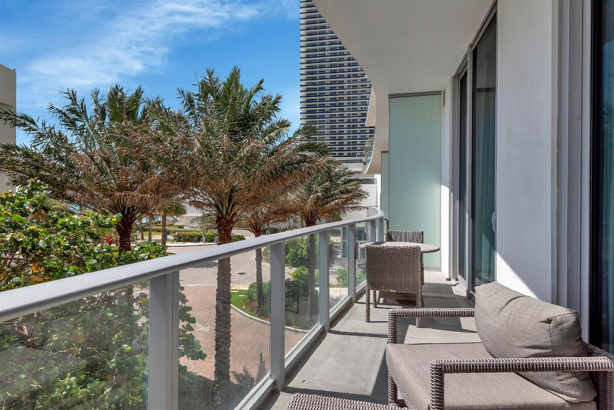 הוליווד 203-1Br/1Ba At The Beach Gem! Lux Amenities! מראה חיצוני תמונה